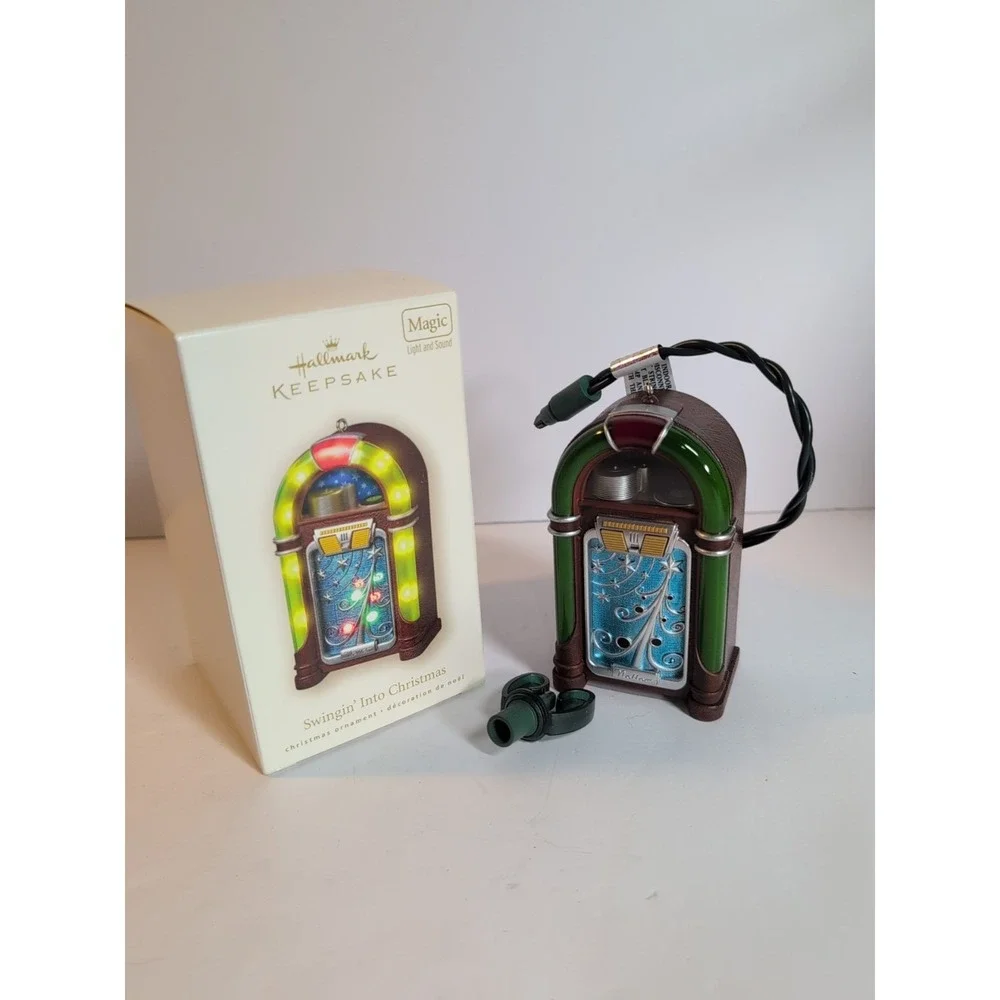 2008 Hallmark Keepsake Ornament‎ SWINGIN INTO CHRISTMAS Jukebox - Magic Series